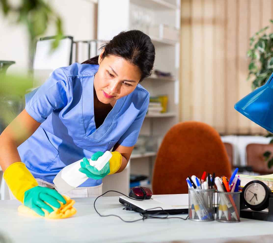 https://grebcoluxurycleaning.com/wp-content/uploads/2025/07/image_02_services.jpg